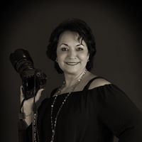 Maria Vega Photography logo