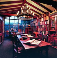 Randall House Rare Books logo